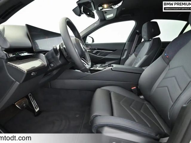 BMW 520 520d M-Sport Sedan xDrive