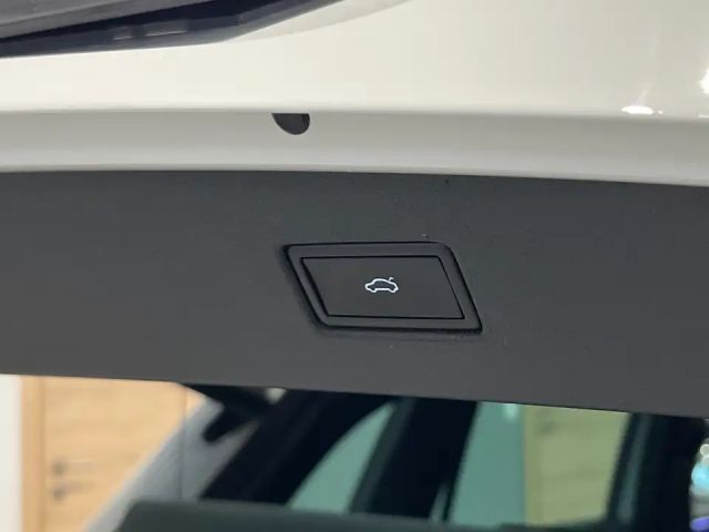 Volkswagen Tiguan 4Motion IQ.Drive R-Line