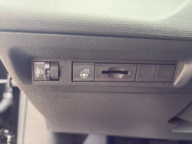 Peugeot 408 Allure Pack Hybrid