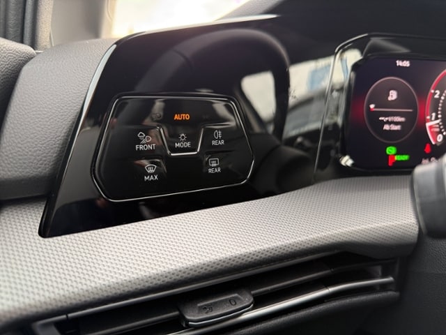 Volkswagen Golf 1.5 eTSI DSG Golf VIII