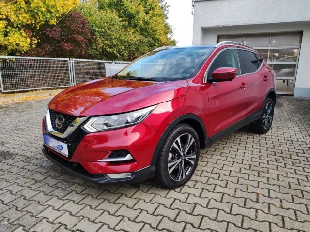Nissan Qashqai Zama Autom PANO Navi KLIMA Sitzhzg Kamer