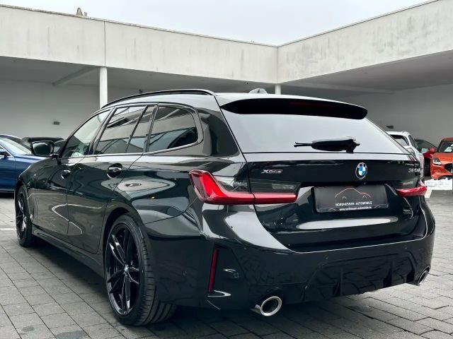 BMW 320 320d M-Sport Touring xDrive