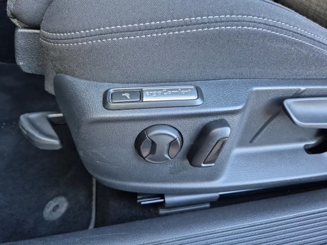 Volkswagen Passat Business DSG Variant