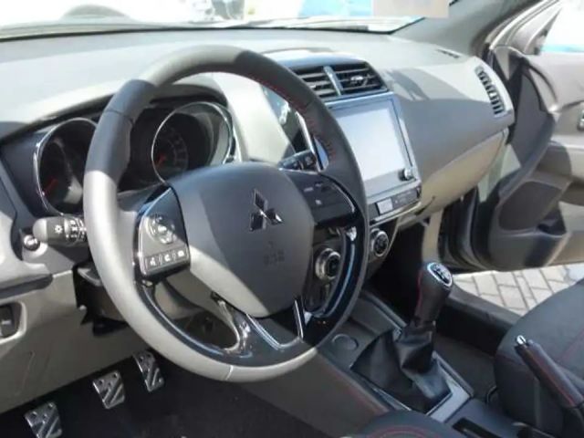 Mitsubishi ASX Spirit+ 2.0 AHK,Navi/Kamera/Totwinkelassist.,WR