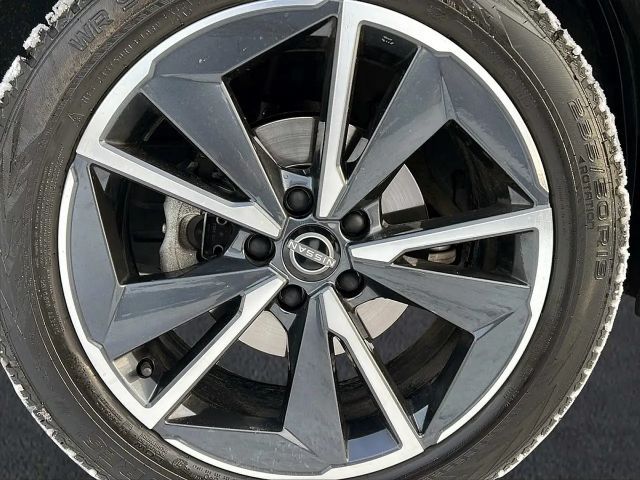 Nissan Qashqai DIG-T Tekna