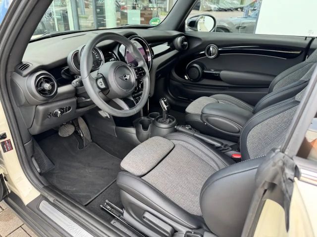 MINI Cooper S Cabrio DKG Classic Trim 2 JAHRE GARANTIE