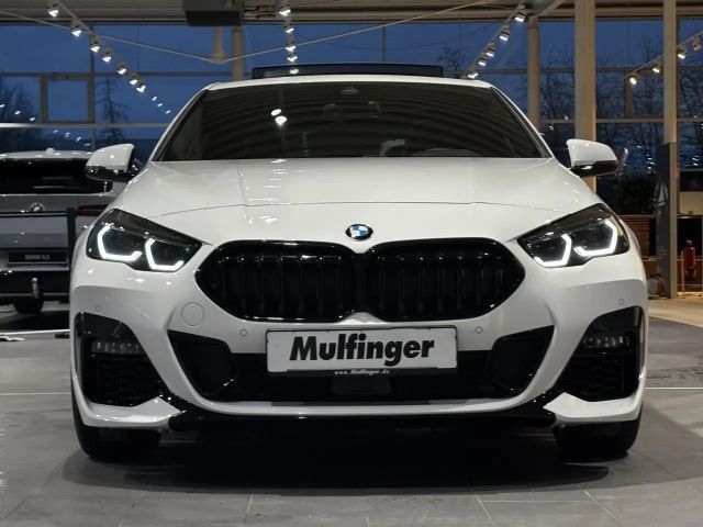 BMW 220 220i Coupé M-Sport xDrive