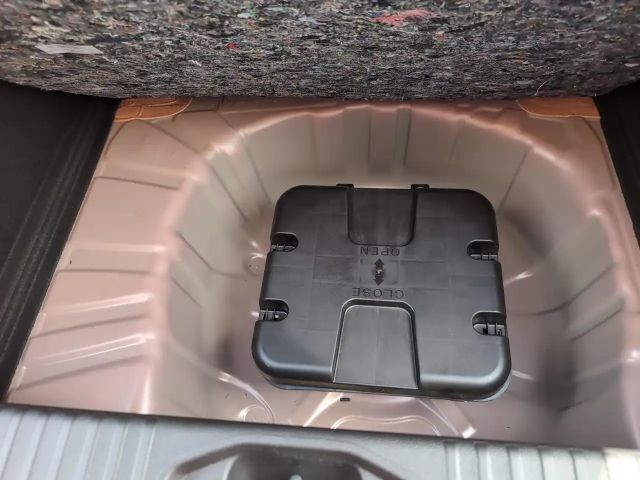 Renault Clio 1.0 TCE Klima Navi PDC GJR Kamera Look Paket