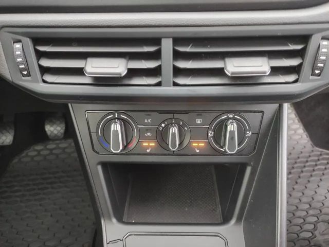 Volkswagen Polo 1,0l+80Ps+AppConn+PDC+LED+Klima