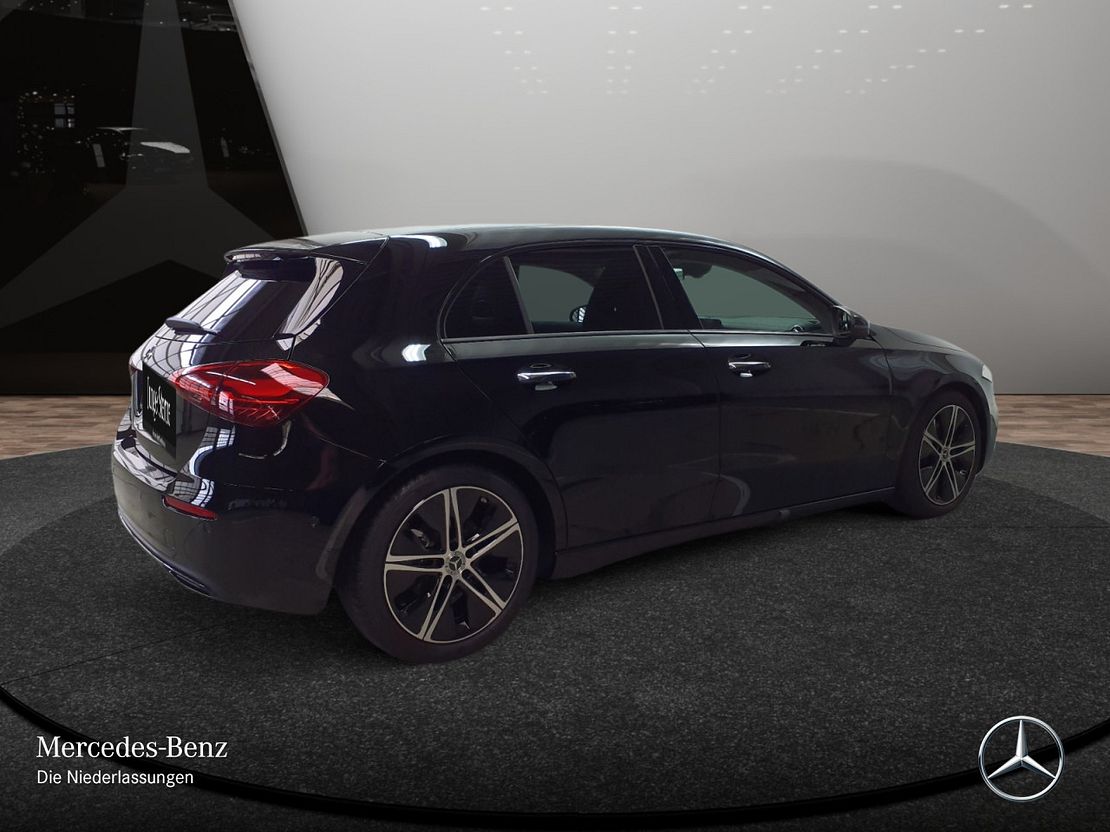 Mercedes-Benz A 200 A 200 d