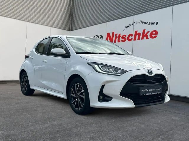 Toyota Yaris Comfort Hybride Team D