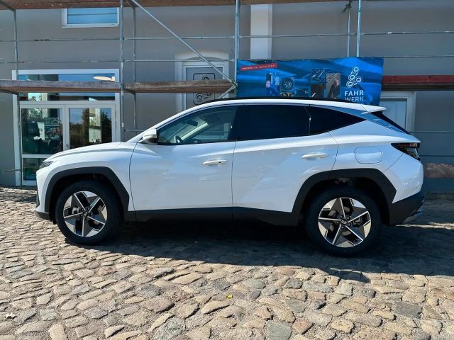 Hyundai Tucson 1.6 2WD Hybrid T-GDi