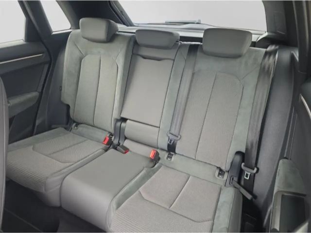 Audi Q3 1.4 TFSI Hybride S-Line