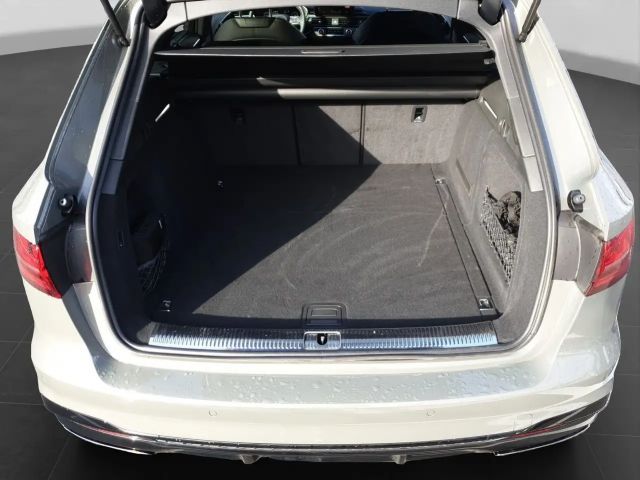 Audi A4 40 TFSI Quattro S-Line