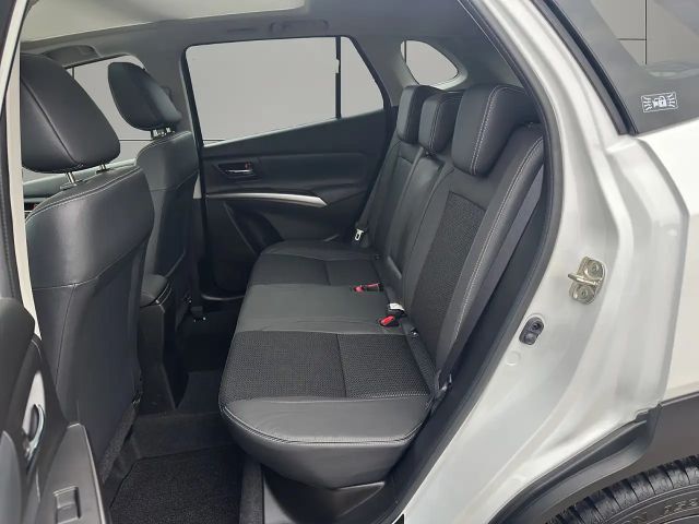 Suzuki S-Cross AllGrip Flash Hybrid