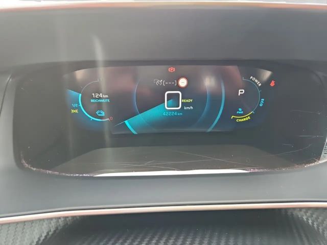 Peugeot E-2008 Allure Pack