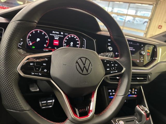 Volkswagen Polo 2.0 TSI DSG