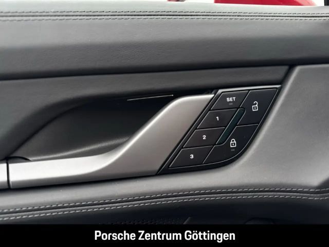 Porsche Taycan GTS Sport Turismo