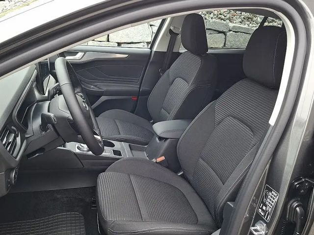 Ford Focus Titanium Wagon