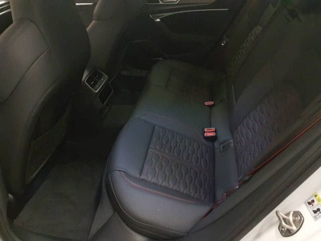 Audi A6 e-tron Avant Performance Quattro