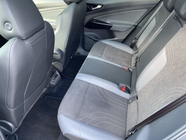 Volkswagen ID.4 AHK ACC Navi