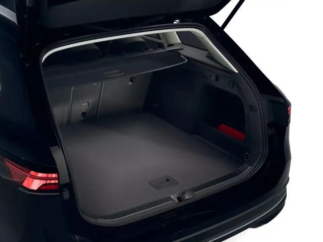 Volkswagen Passat 1.5 eTSI Business DSG Variant