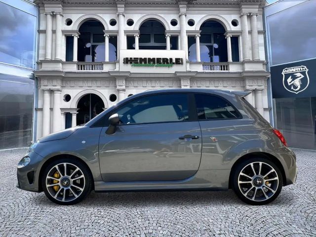 Abarth 695 T-Jet