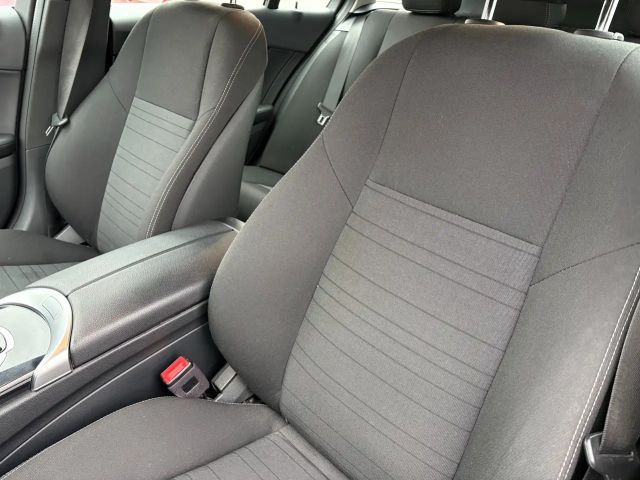 Mercedes-Benz C 220 4MATIC C 220 d Estate