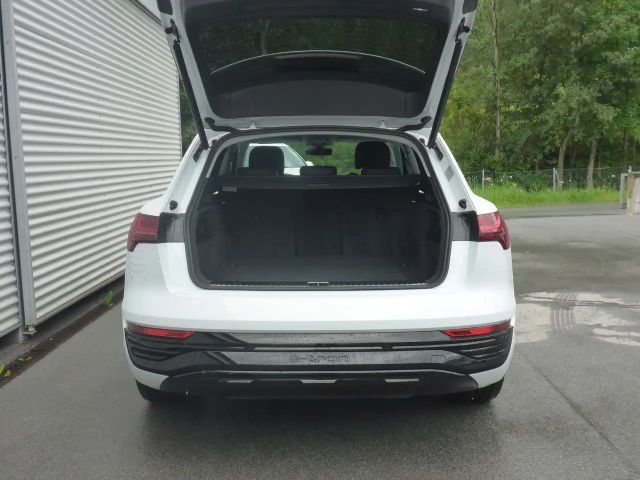 Audi Q8 e-tron 50 Business Quattro