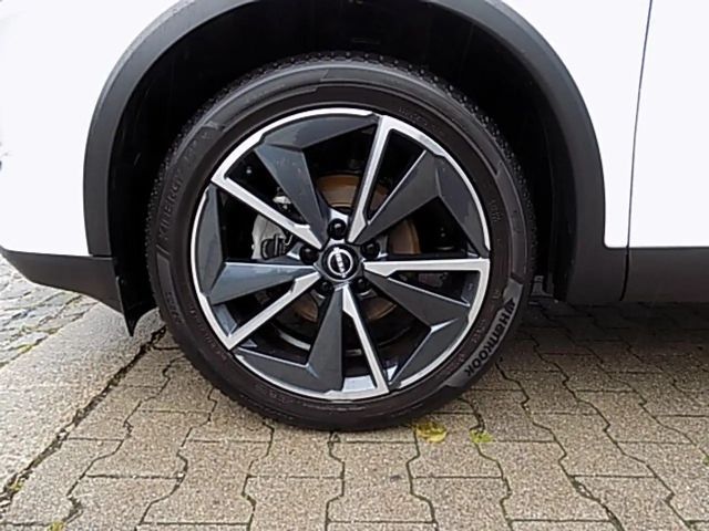 Nissan Qashqai DIG-T Tekna