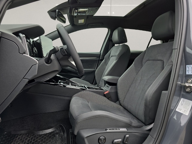 Volkswagen Golf 1.5 eTSI DSG Golf VIII