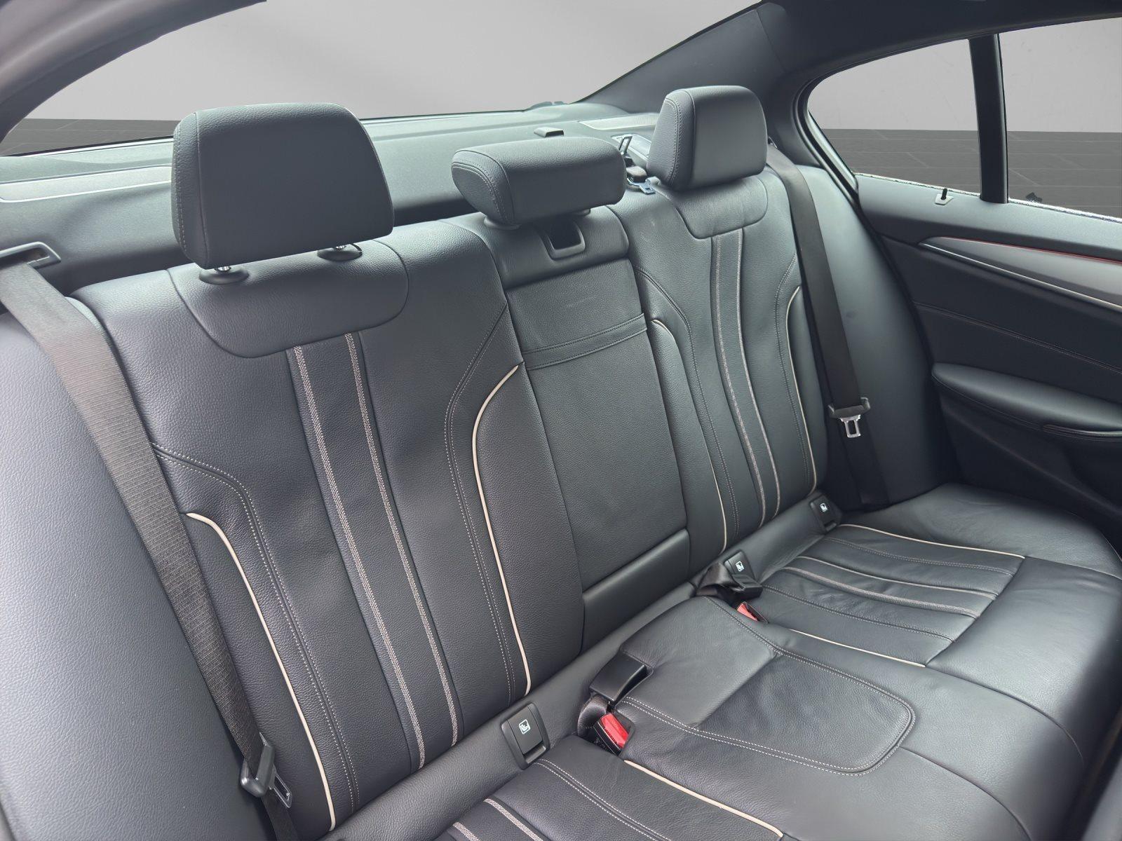 BMW 545 545e Sedan xDrive