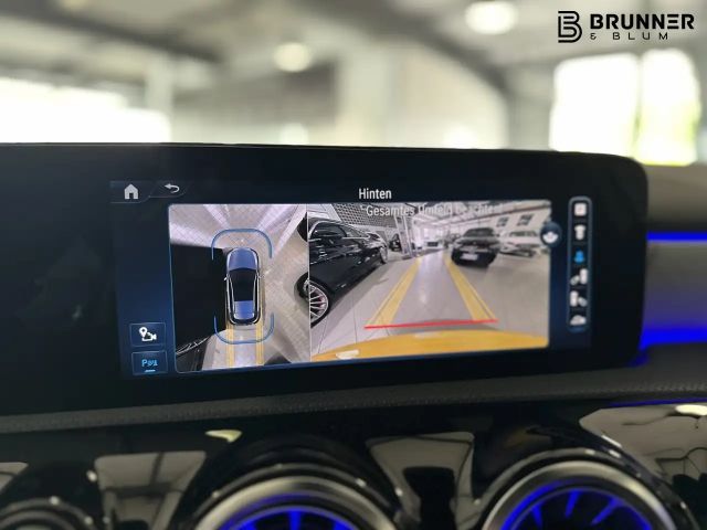 Mercedes-Benz A 220 4MATIC AMG Line