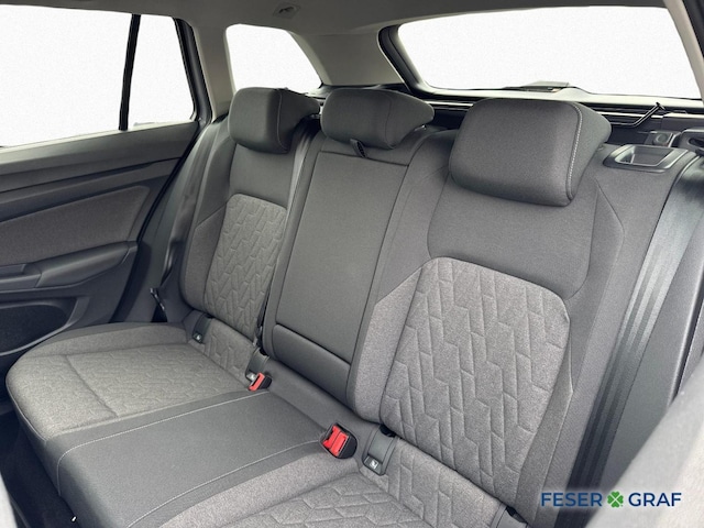 Volkswagen Golf 1.5 eTSI DSG Life Variant