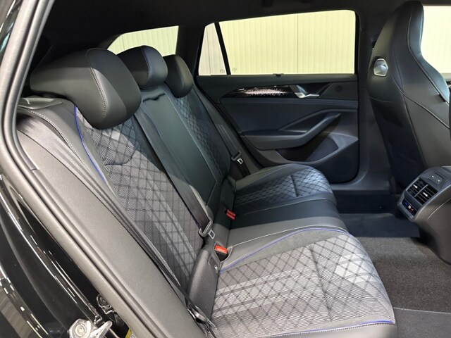 Volkswagen Passat 2.0 TDI DSG Style Variant