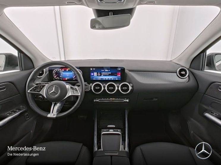 Mercedes-Benz GLA 180 Progressive