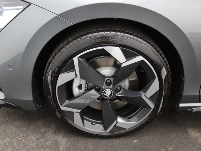 Skoda Superb 2.0 TDI Combi Sportline