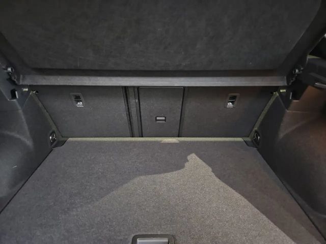 Volkswagen T-Roc 1.5 TSI R-Line Style