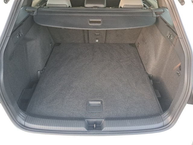 Volkswagen Golf 2.0 TDI DSG R-Line Variant