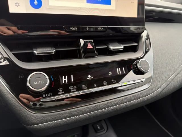 Toyota Corolla 1,8 Teamplayer NAVI+LED+AppleCarPlay Android Auto