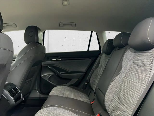 Skoda Superb 2.0 TDI Combi Selection