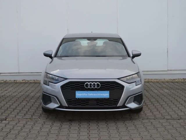 Audi A3 30 TFSI Sedan Sportback
