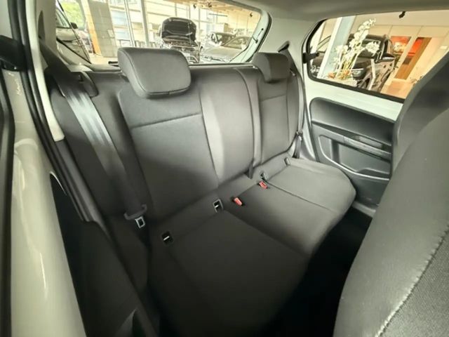 Volkswagen up! Move Move up!