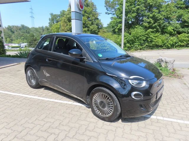 Fiat 500e 42 kWh Icon
