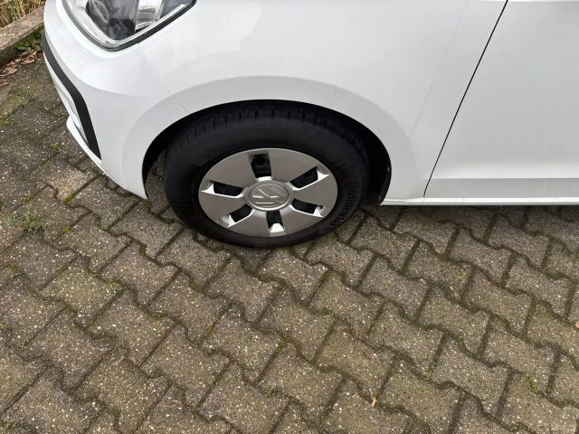 Volkswagen up! Move Move up!