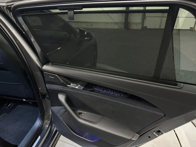 Volkswagen Passat 2.0 TDI R-Line Variant