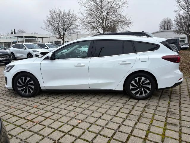 Ford Focus Titanium Wagon