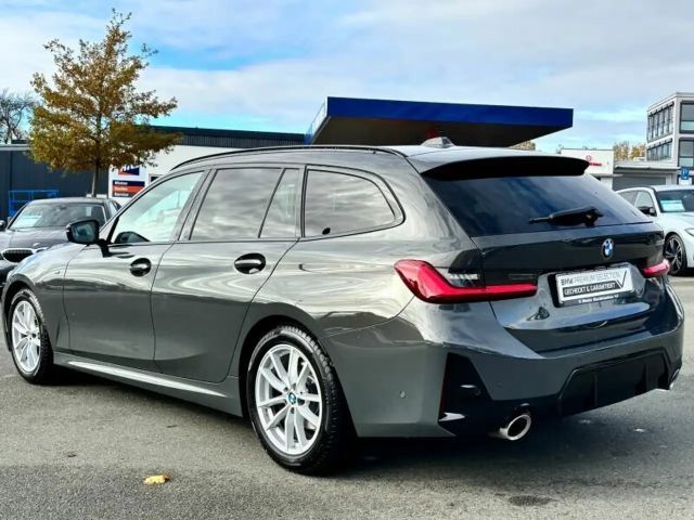 BMW 320 320i M-Sport Touring