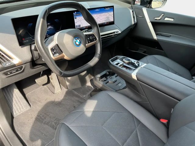 BMW iX xDrive40