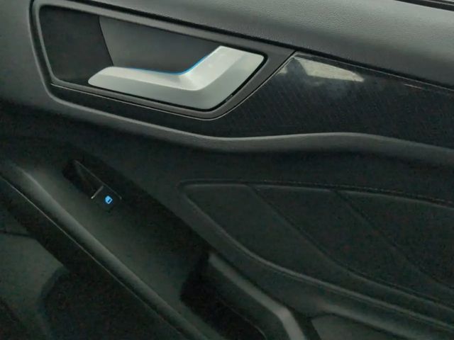 Ford Focus EcoBoost ST Line Wagon